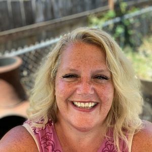 Meet your Posher, Vicki